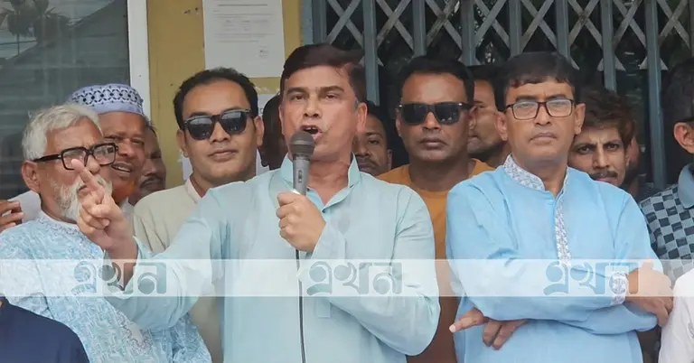 পানিসম্পদ প্রতিমন্ত্রী ফরহাদ হোসেন আজাদ
